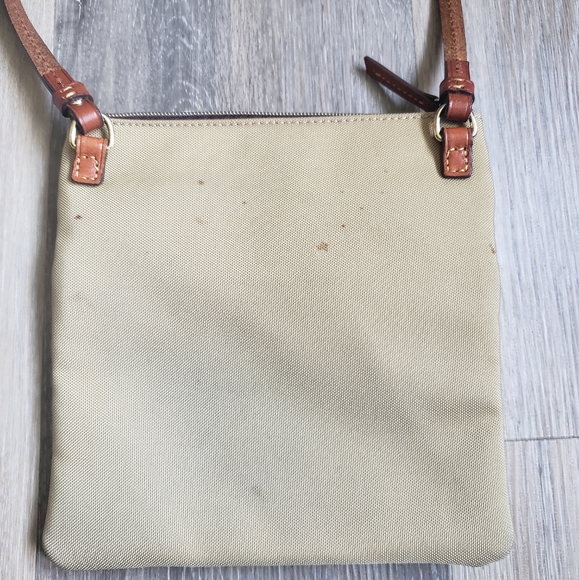 DOONEY & BOURKE INC.TRIPLE ZIP SLING BAG - Picture 7 of 16